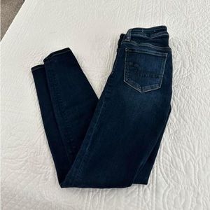American Eagle Skinny Blue Jeans.